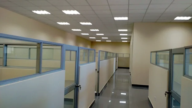 Acondicionamiento y construcción de Oficinas Administrativas en Universidad SISE.