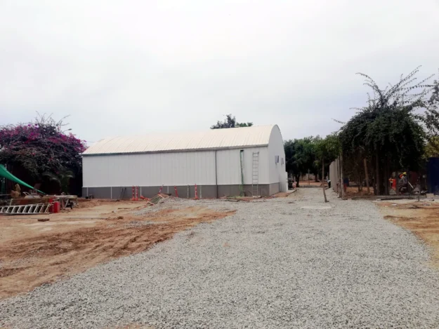 Entubado eléctrico para la red de comunicaciones USIL sede Pachacamac