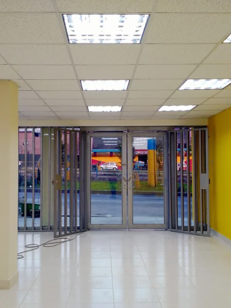 Construcción de Agencia Qapaq Mariscal Cáceres