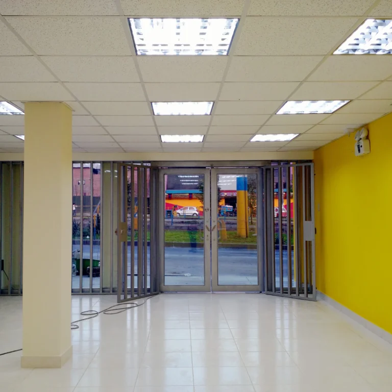 Construcción de Agencia Qapaq Mariscal Cáceres