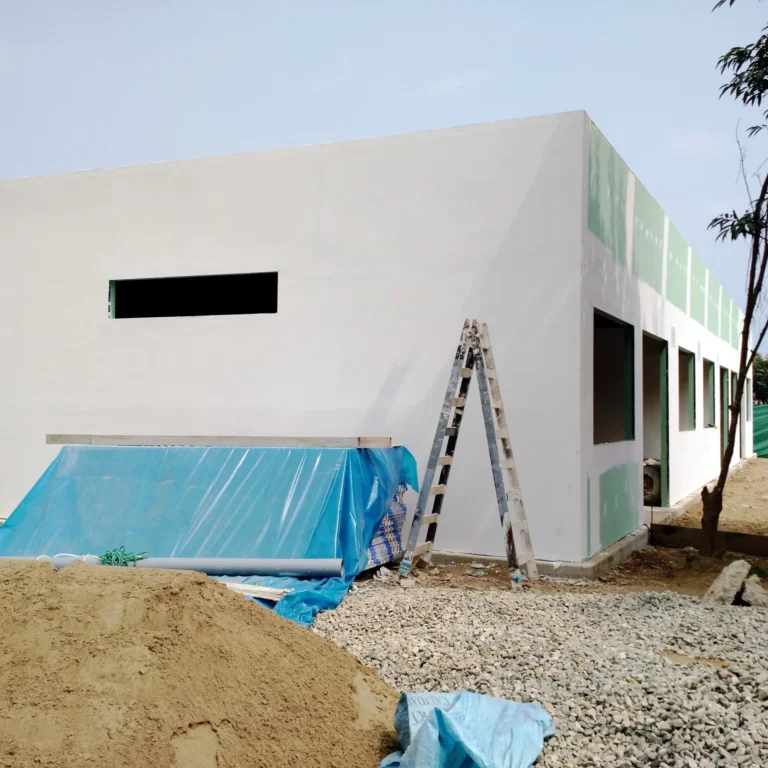 Construcción de Oficinas Sala de Profesores en la USIL Pachacamac
