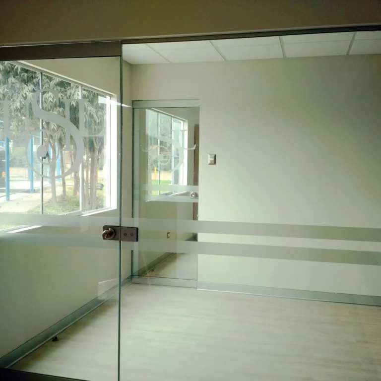 Construcción de Oficinas Sala de Profesores en la USIL Pachacamac