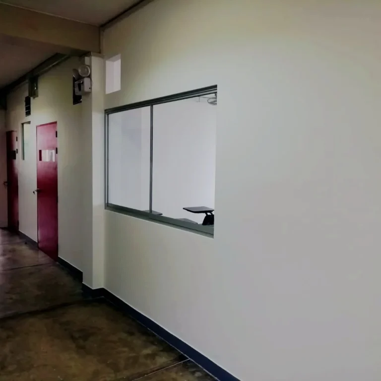 Acondicionamiento de laboratorios y aulas en SISE sede Surco y la sede San Juan de Miraflores.