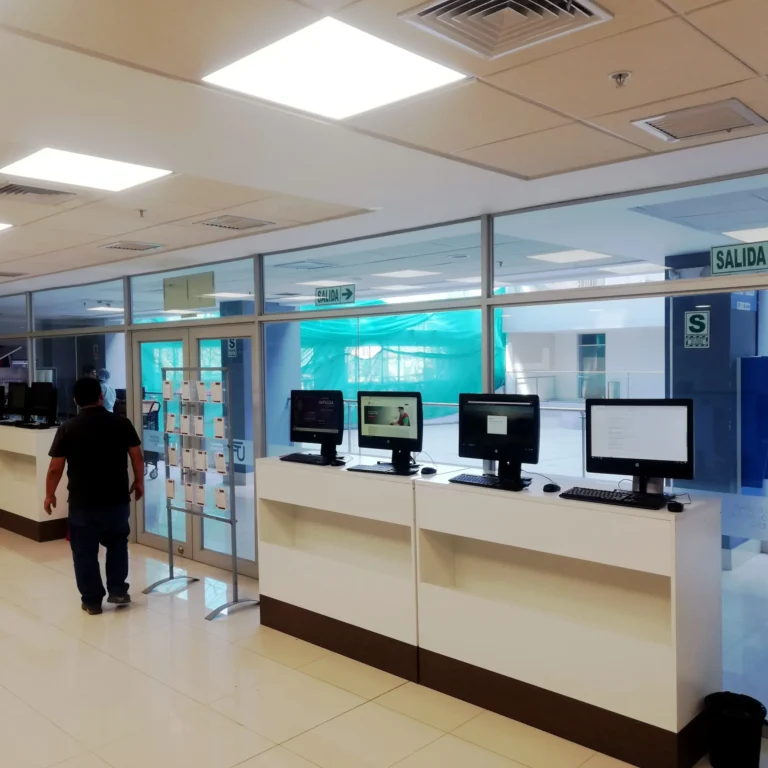 Acondicionamiento de la oficina Núcleo de Servicios en la UTP sede San Juan Lurigancho.