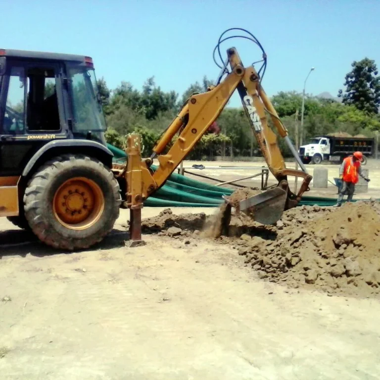 Construcción del Anillo de Buzones para el tendido de la red de Comunicaciones.