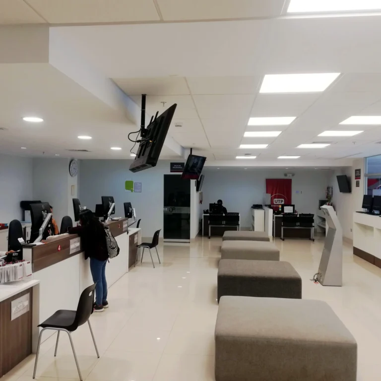 Acondicionamiento de la oficina Núcleo de Servicios en la UTP sede San Juan Lurigancho.