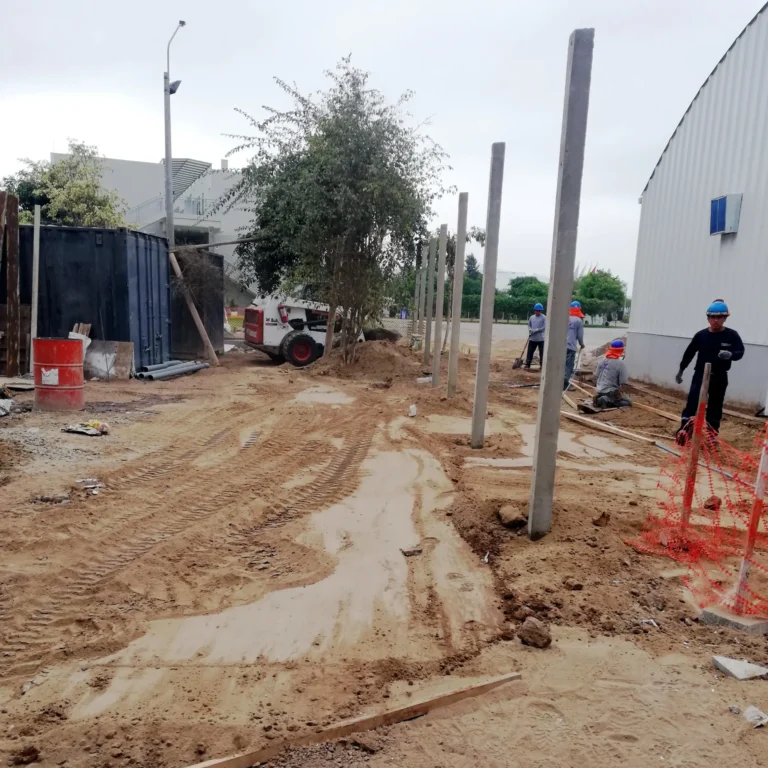 Entubado eléctrico para la red de comunicaciones USIL sede Pachacamac