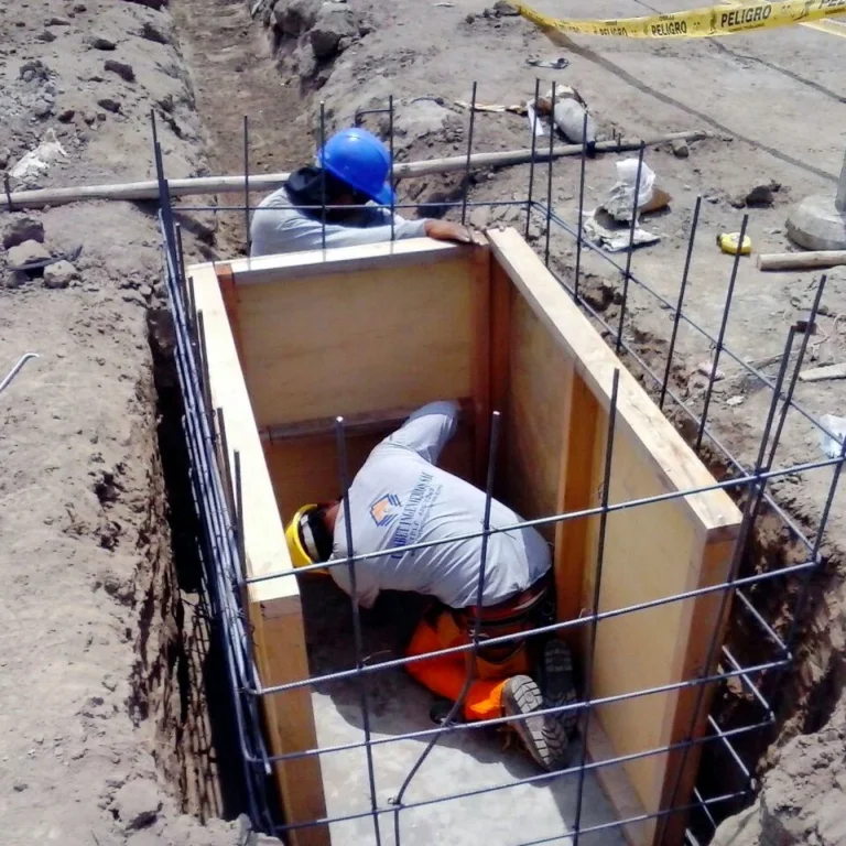 Construcción del Anillo de Buzones para el tendido de la red de Comunicaciones.