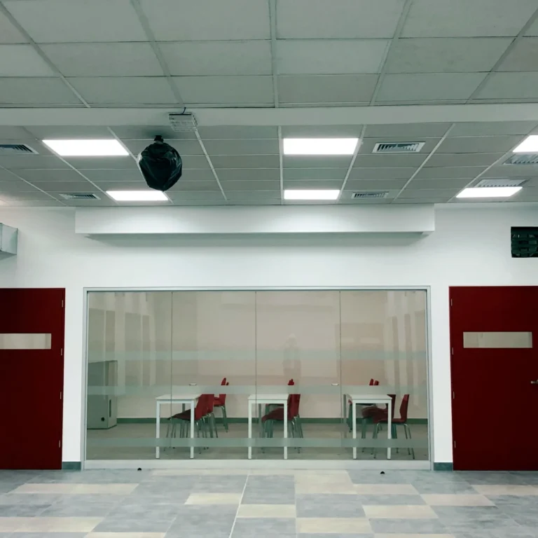 Remodelación de Cafetería y sótano del Instituto SISE sede Santa Beatriz